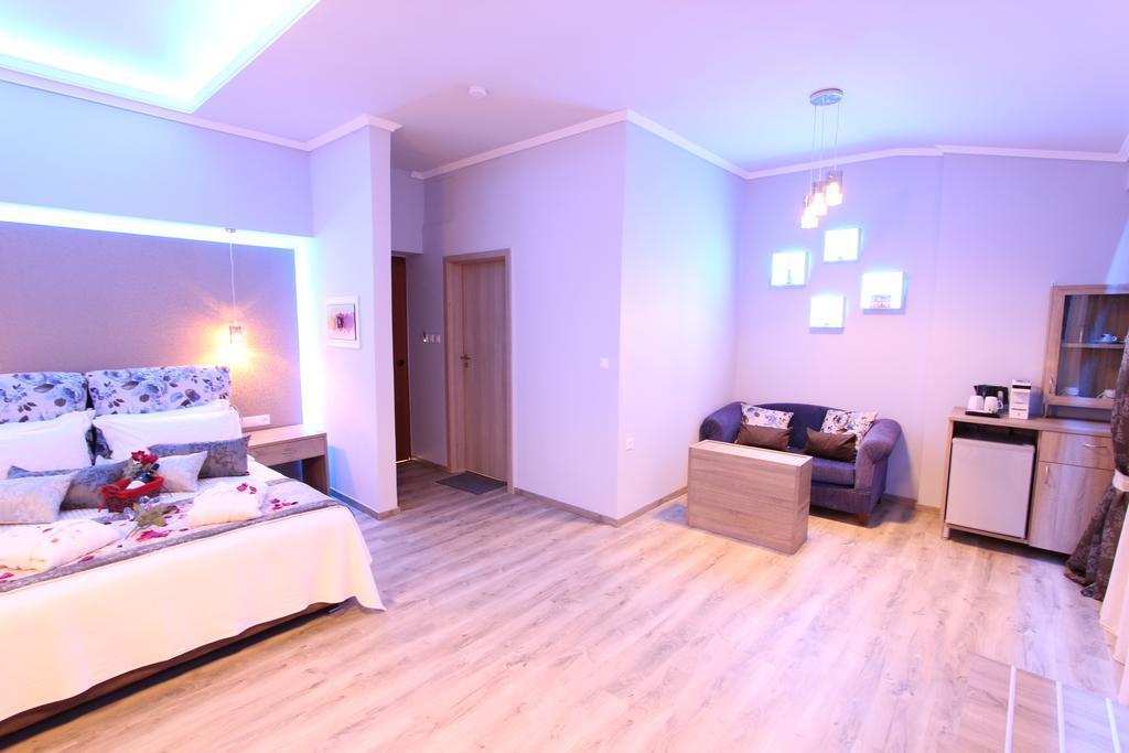 Hotel Mallas Nea Kallikrateia Extérieur photo