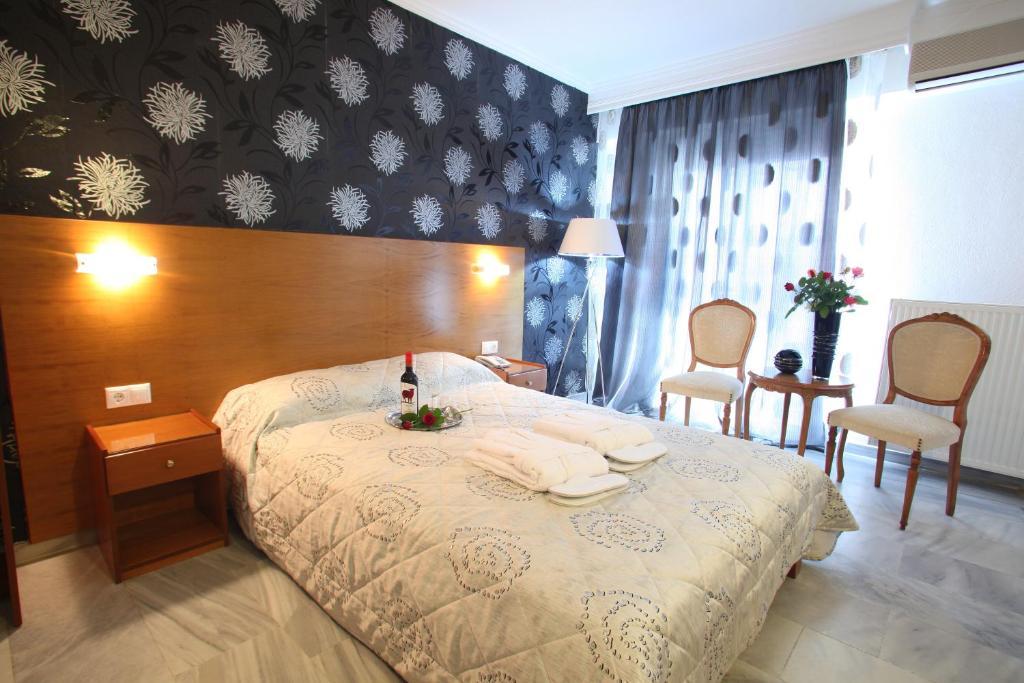 Hotel Mallas Nea Kallikrateia Extérieur photo