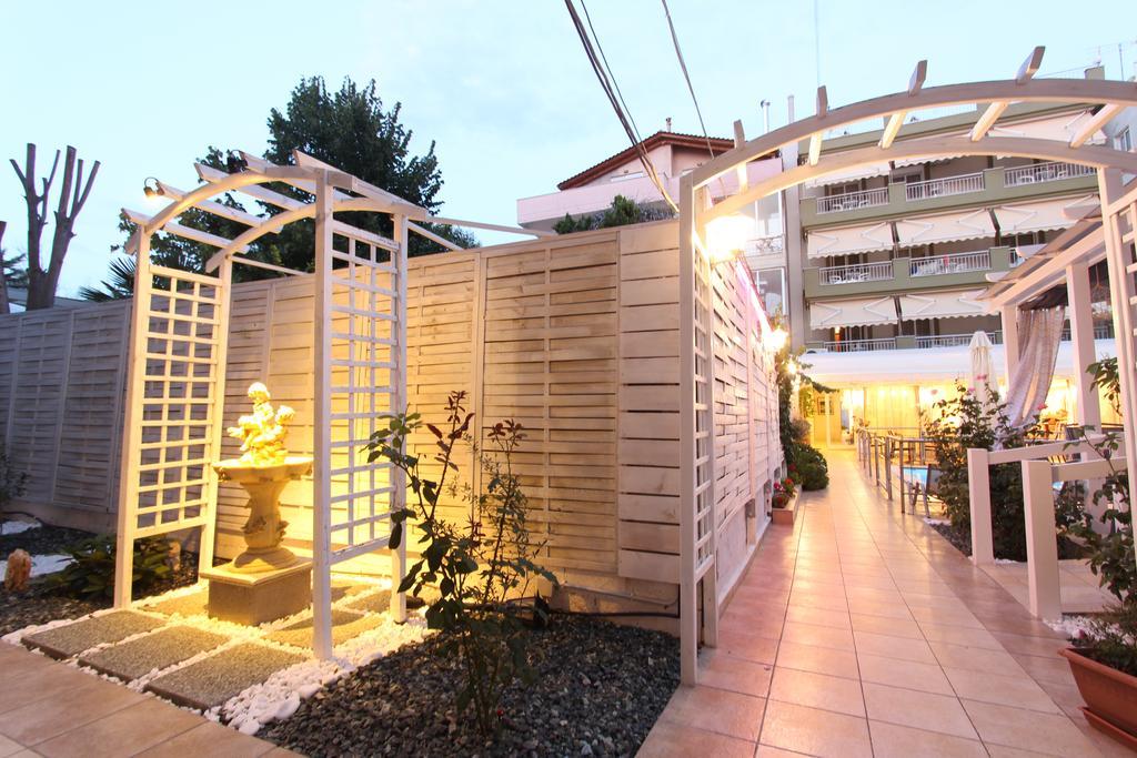 Hotel Mallas Nea Kallikrateia Extérieur photo