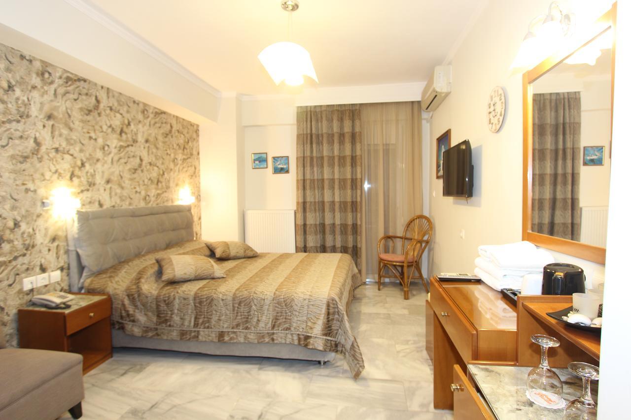 Hotel Mallas Nea Kallikrateia Extérieur photo