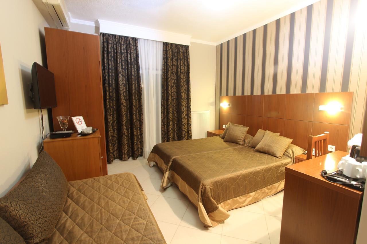 Hotel Mallas Nea Kallikrateia Extérieur photo